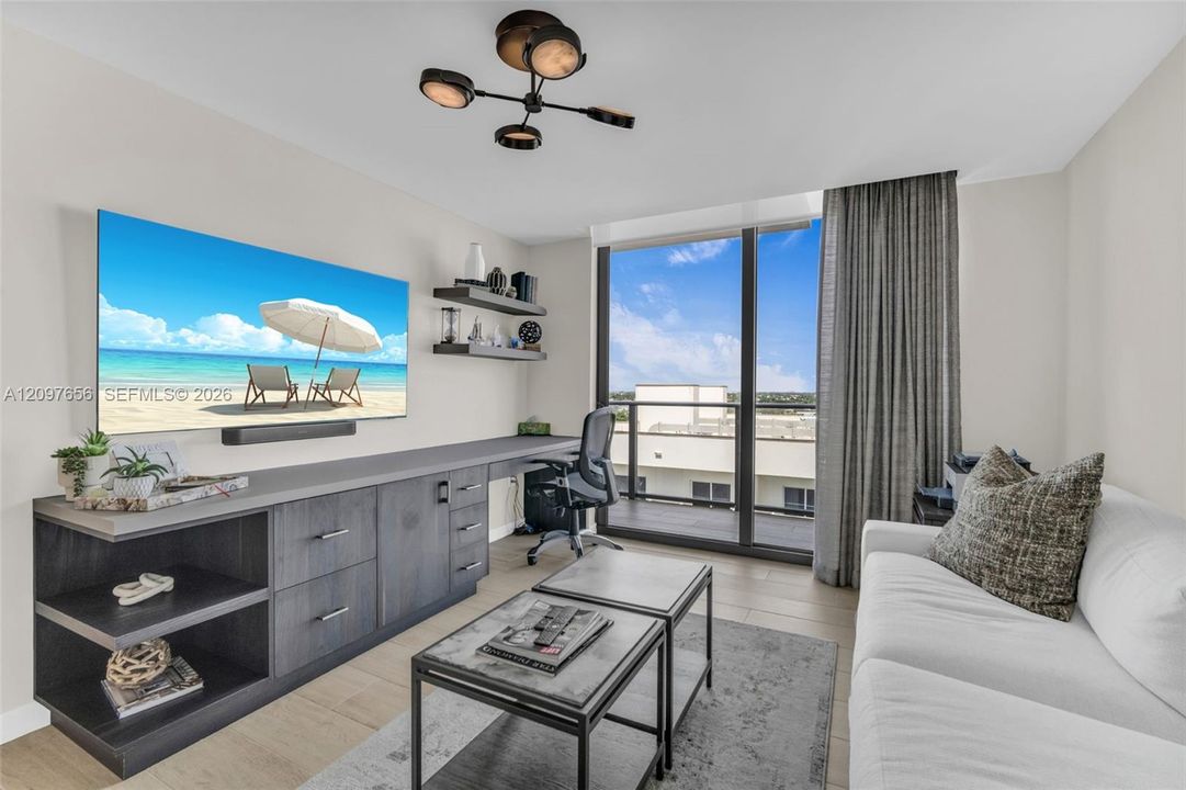 En Venta: $3,450,000 (3 camas, 3 baños, 2418 Pies cuadrados)