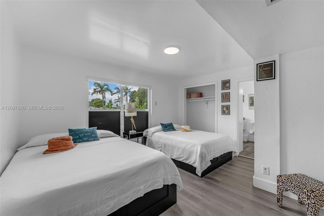 For Sale: $1,425,000 (7 beds, 5 baths, 2332 Square Feet)