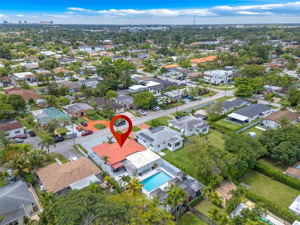 For Sale: $1,425,000 (7 beds, 5 baths, 2332 Square Feet)