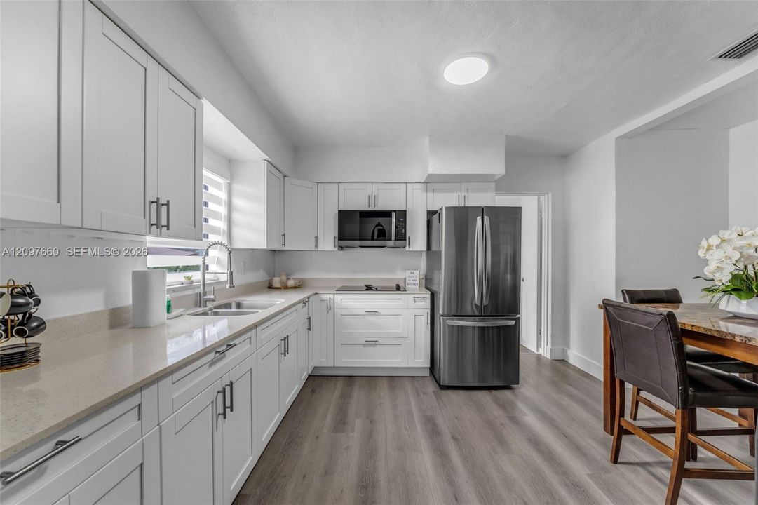 For Sale: $1,425,000 (7 beds, 5 baths, 2332 Square Feet)