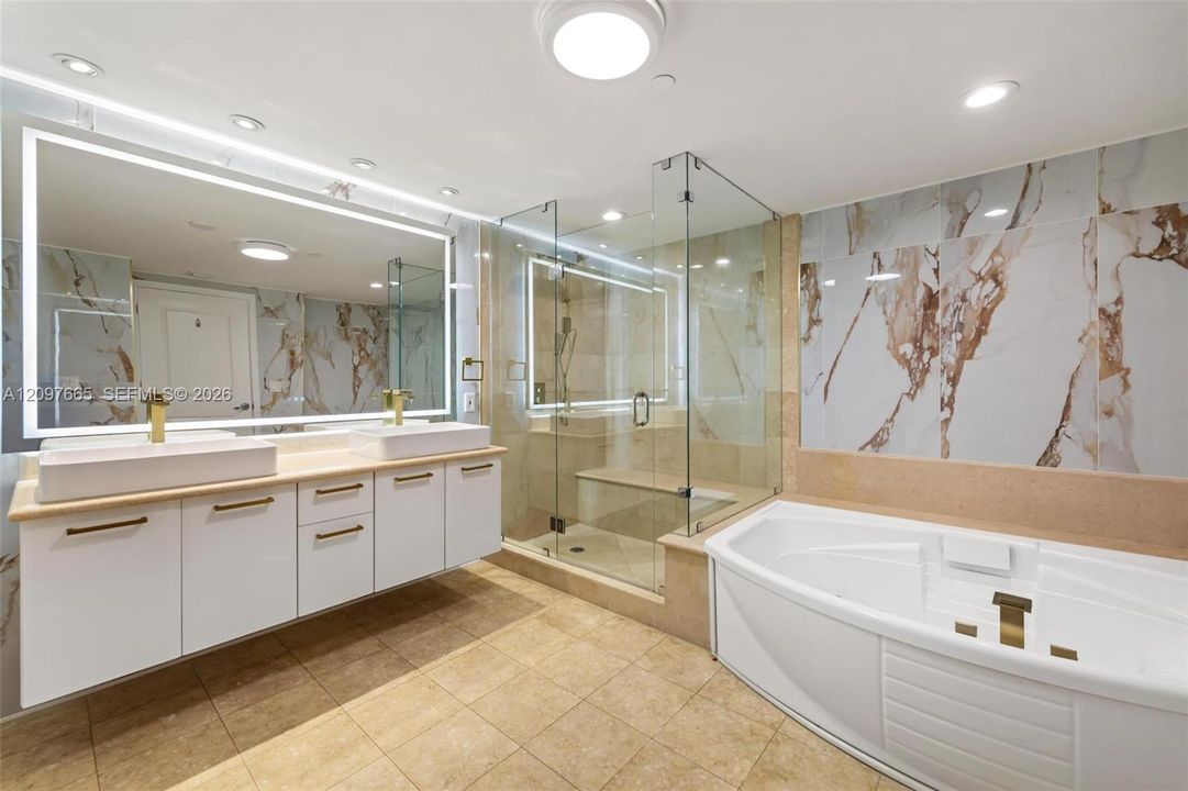 For Sale: $1,900,000 (3 beds, 3 baths, 0 Square Feet)