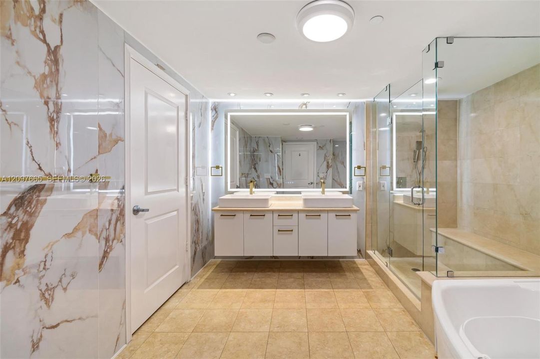 For Sale: $1,900,000 (3 beds, 3 baths, 0 Square Feet)