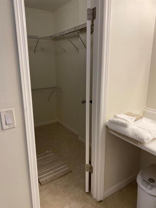 Walk in Closet