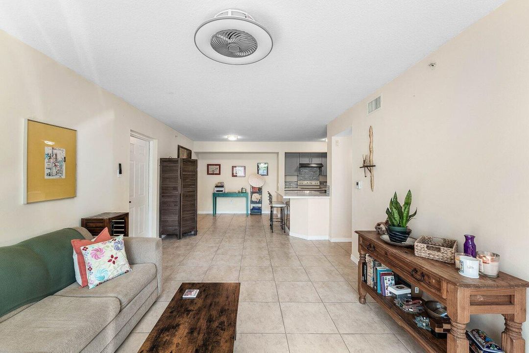 014-603VillaCircle-BoyntonBeach-FL-33435