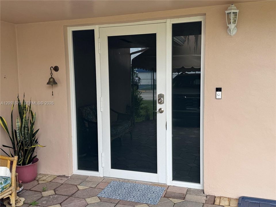 For Sale: $975,000 (4 beds, 2 baths, 2432 Square Feet)