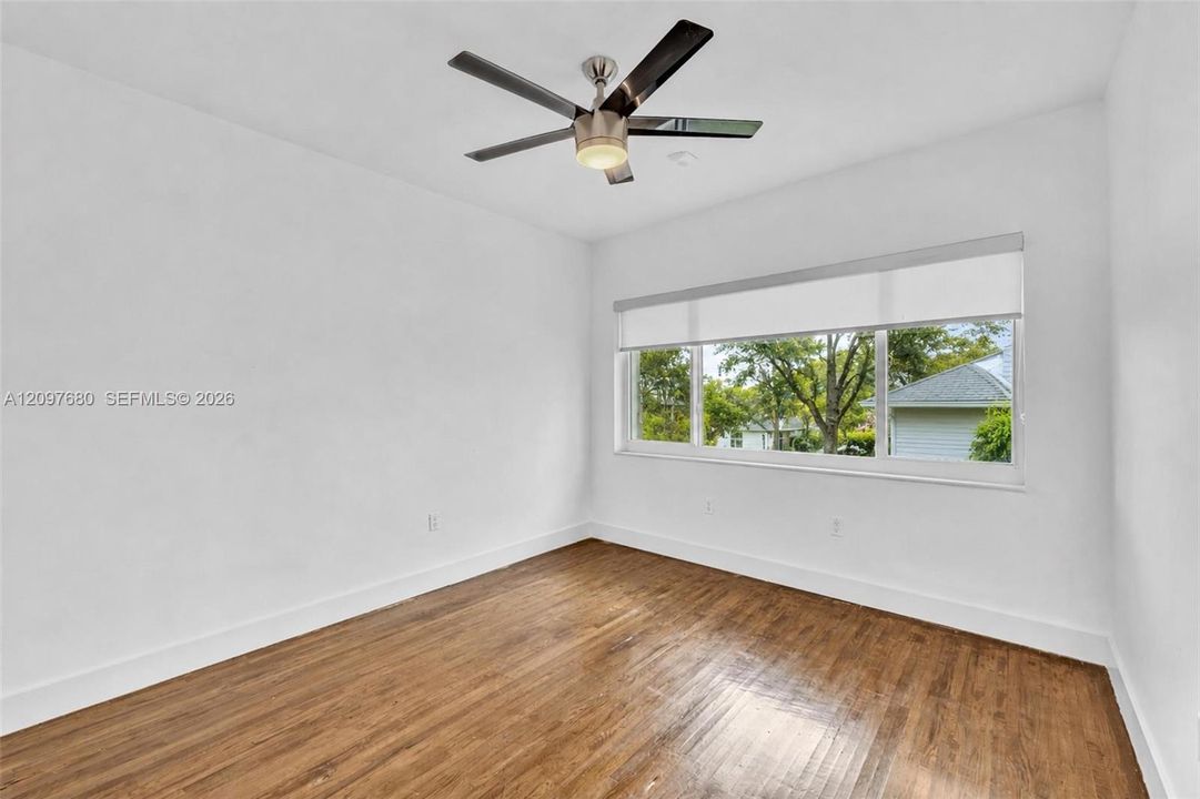 En Renta: $3,250 (2 camas, 2 baños, 1000 Pies cuadrados)