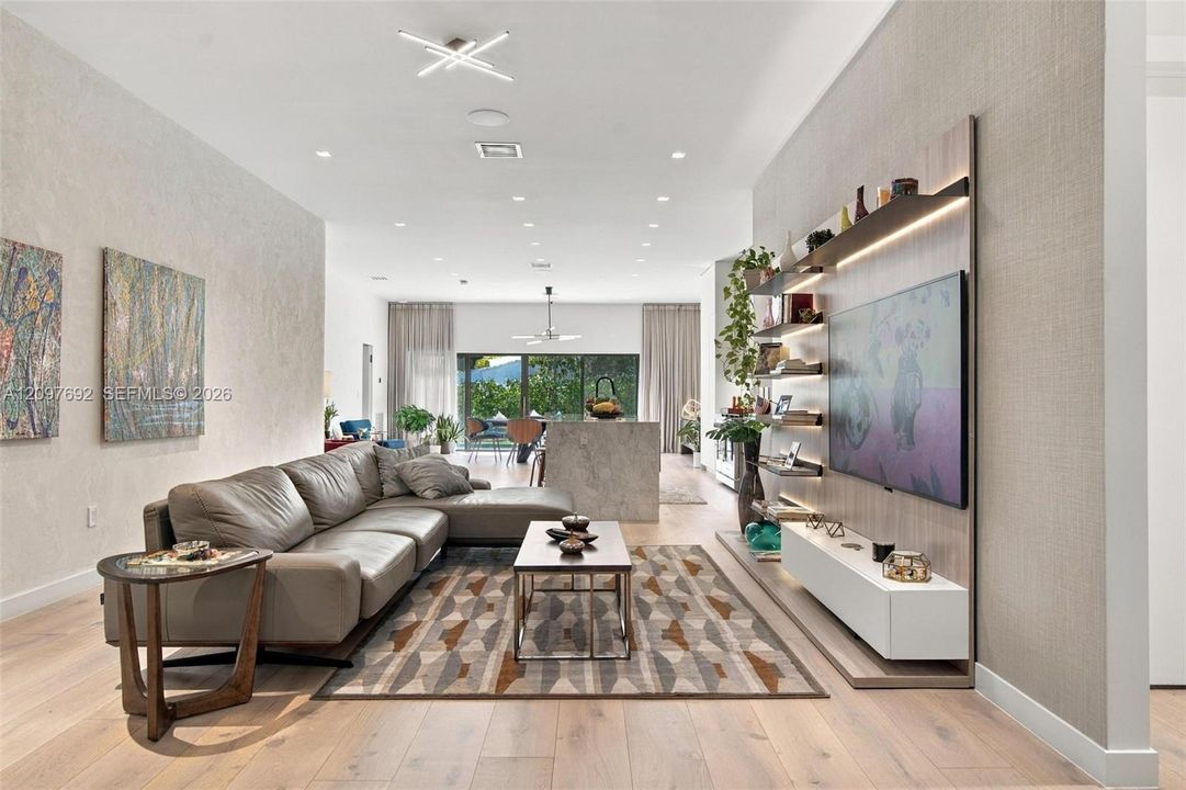 For Sale: $3,799,000 (4 beds, 3 baths, 2587 Square Feet)