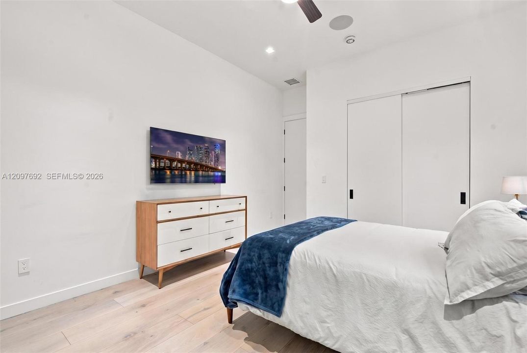 For Sale: $3,799,000 (4 beds, 3 baths, 2587 Square Feet)