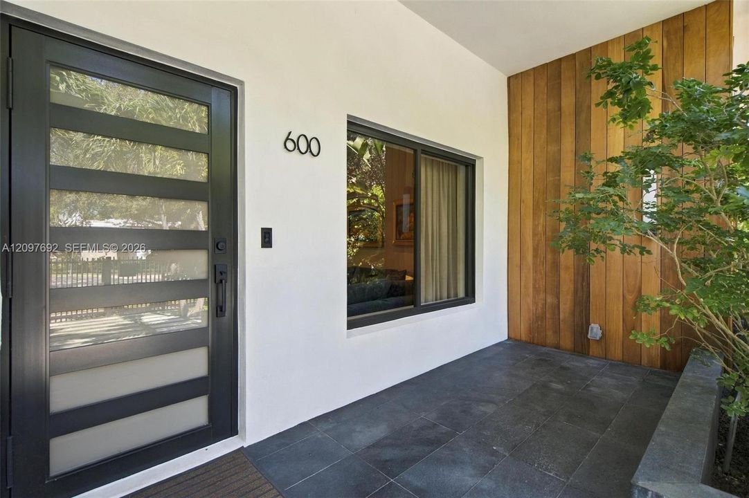 For Sale: $3,799,000 (4 beds, 3 baths, 2587 Square Feet)