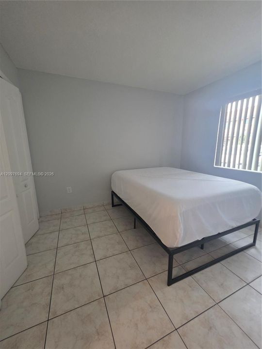 For Sale: $390,000 (3 beds, 2 baths, 1270 Square Feet)
