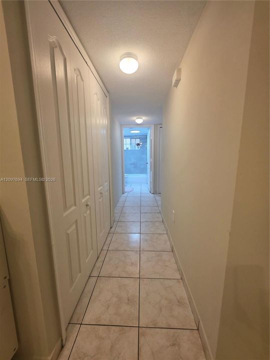 For Sale: $390,000 (3 beds, 2 baths, 1270 Square Feet)