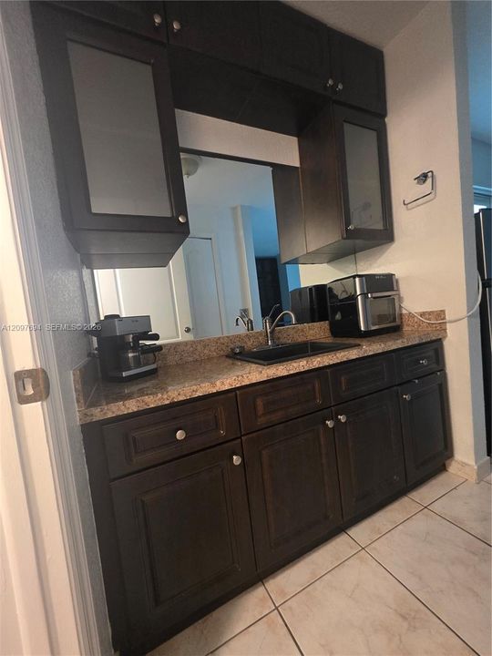 For Sale: $390,000 (3 beds, 2 baths, 1270 Square Feet)