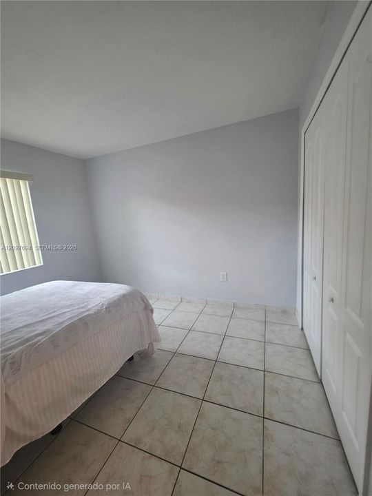For Sale: $390,000 (3 beds, 2 baths, 1270 Square Feet)