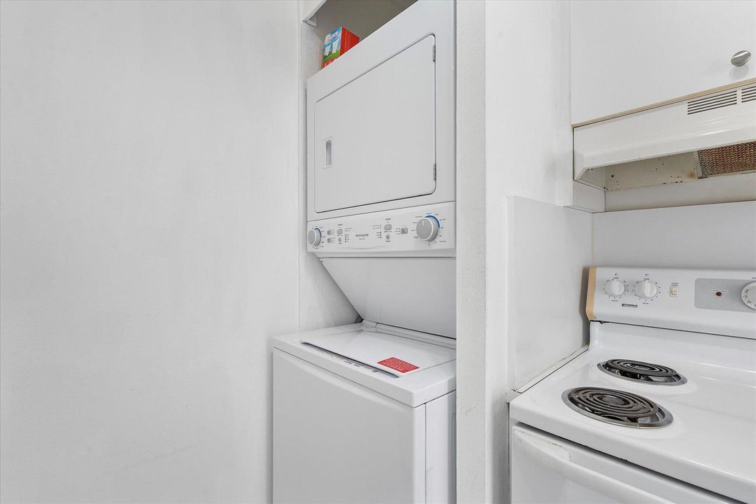 Washer & Dryer