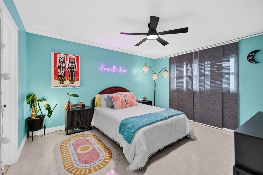 27 Primary Bedroom