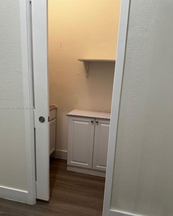 En Renta: $1,200 (1 camas, 1 baños, 300 Pies cuadrados)