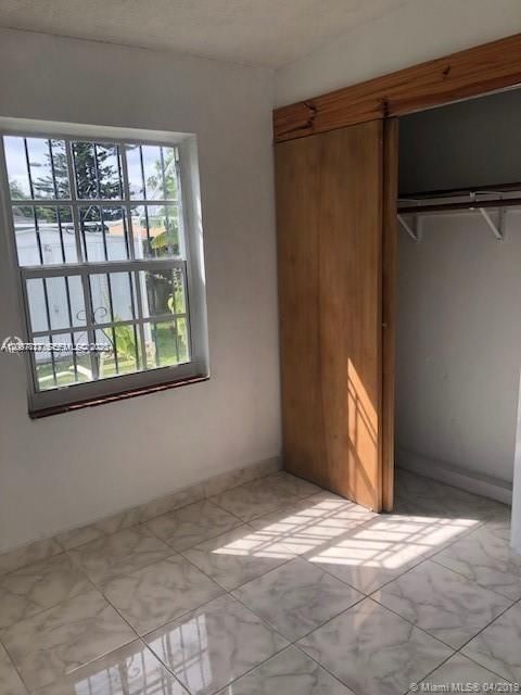 For Rent: $2,200 (2 beds, 1 baths, 664 Square Feet)
