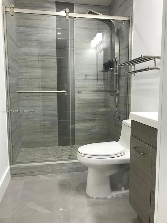 For Sale: $850,000 (4 beds, 3 baths, 1436 Square Feet)