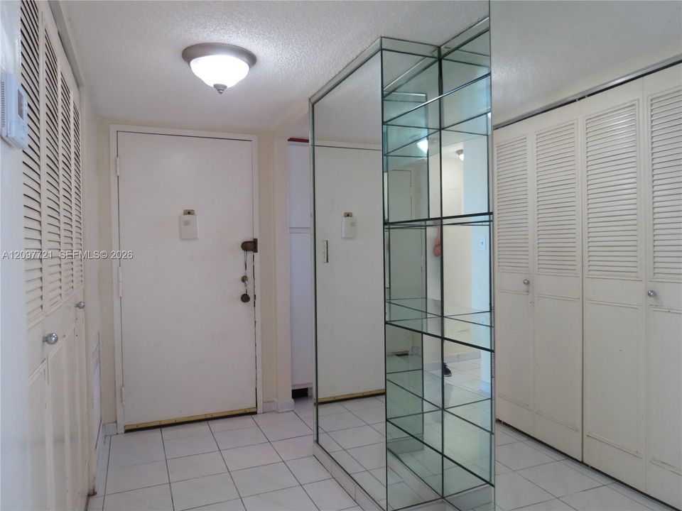 En Renta: $2,500 (2 camas, 2 baños, 1283 Pies cuadrados)