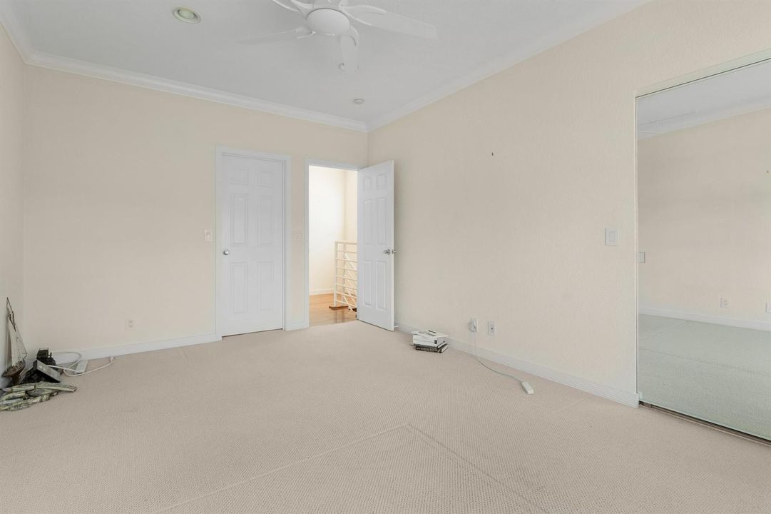 29_hd-4517 ne 21st ave apt 4 -29