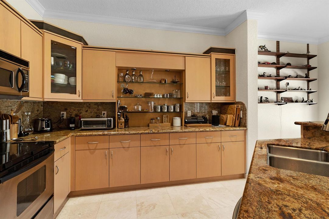 10_hd-4517 ne 21st ave apt 4 -10