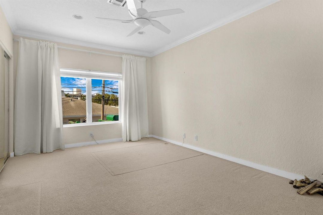 28_hd-4517 ne 21st ave apt 4 -28