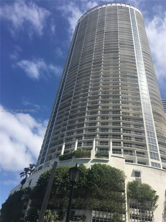 For Sale: $255,000 (0 beds, 1 baths, 503 Square Feet)