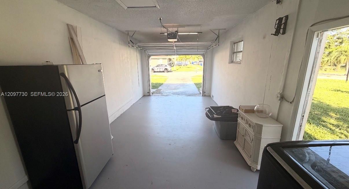 For Rent: $4,200 (3 beds, 2 baths, 1655 Square Feet)