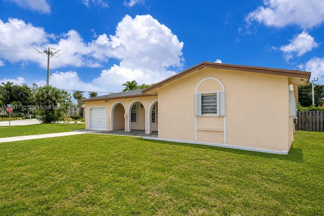 For Rent: $4,200 (3 beds, 2 baths, 1655 Square Feet)