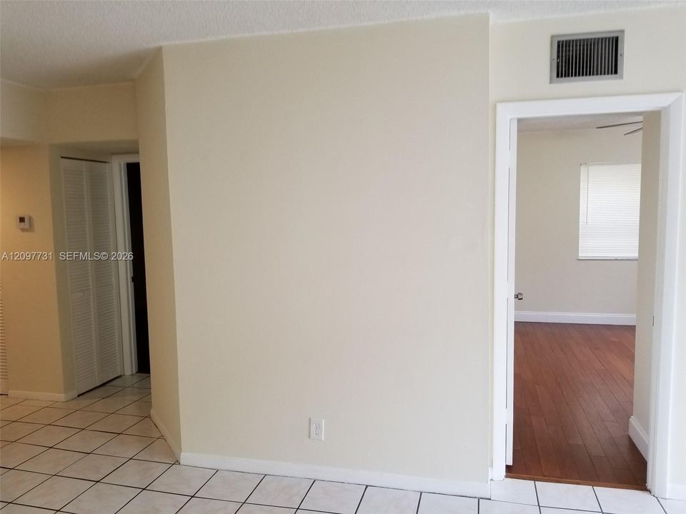 For Rent: $1,750 (2 beds, 2 baths, 767 Square Feet)