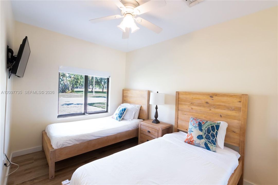 For Sale: $1,250,000 (0 beds, 0 baths, 2930 Square Feet)