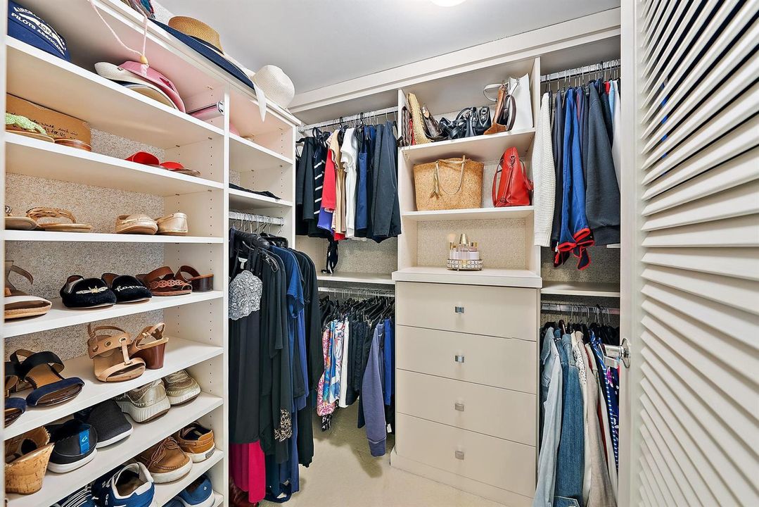 Walk in Closet
