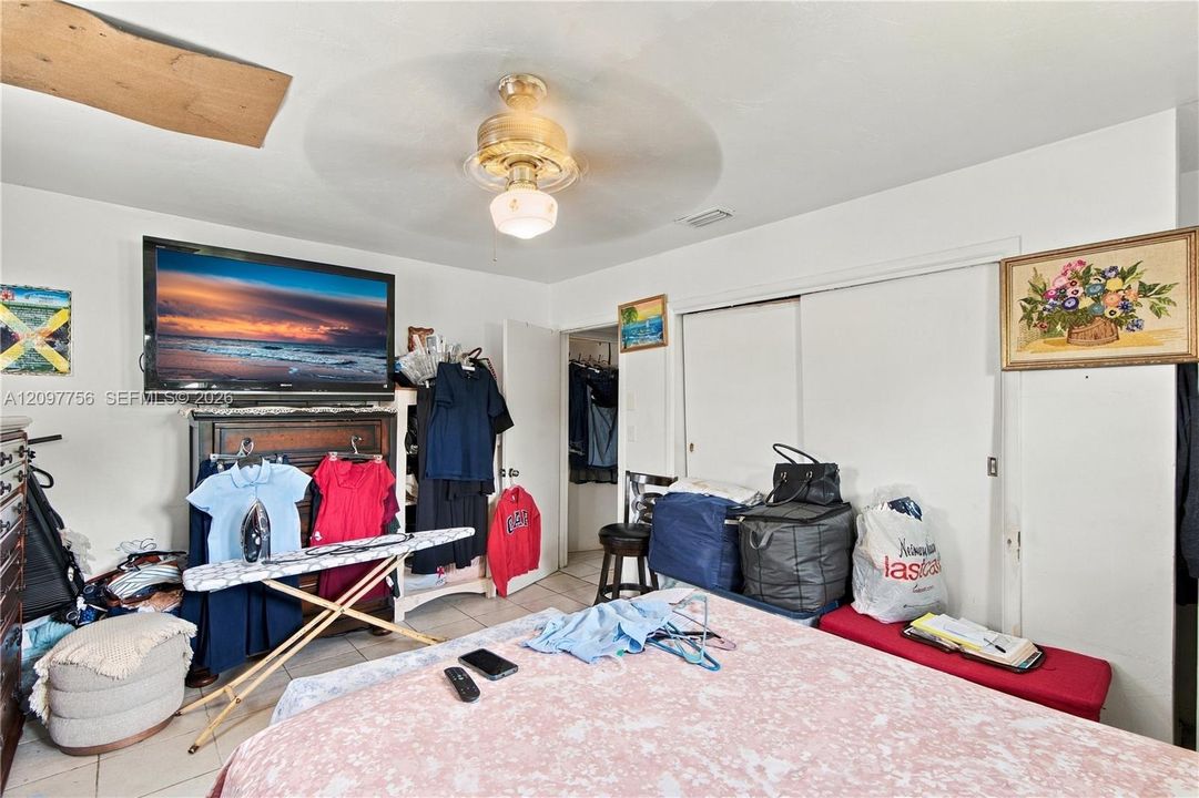For Sale: $369,990 (3 beds, 2 baths, 1480 Square Feet)