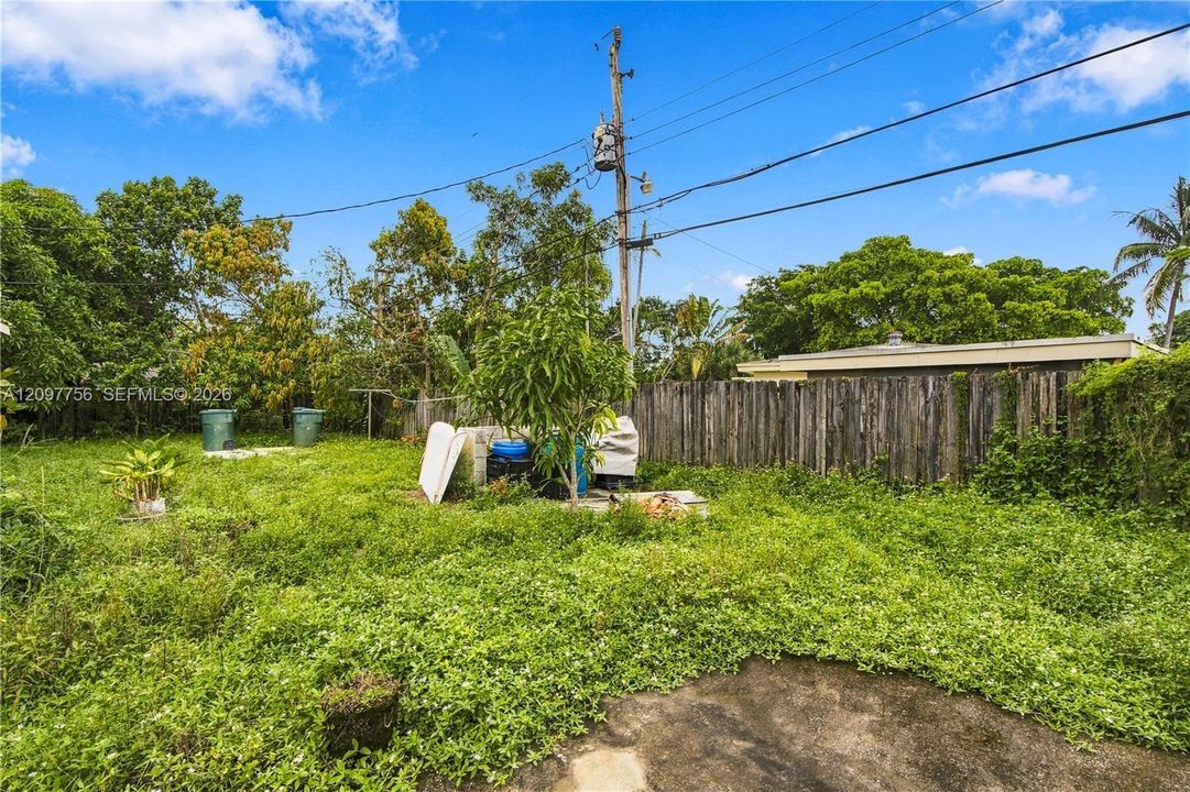 For Sale: $369,990 (3 beds, 2 baths, 1480 Square Feet)