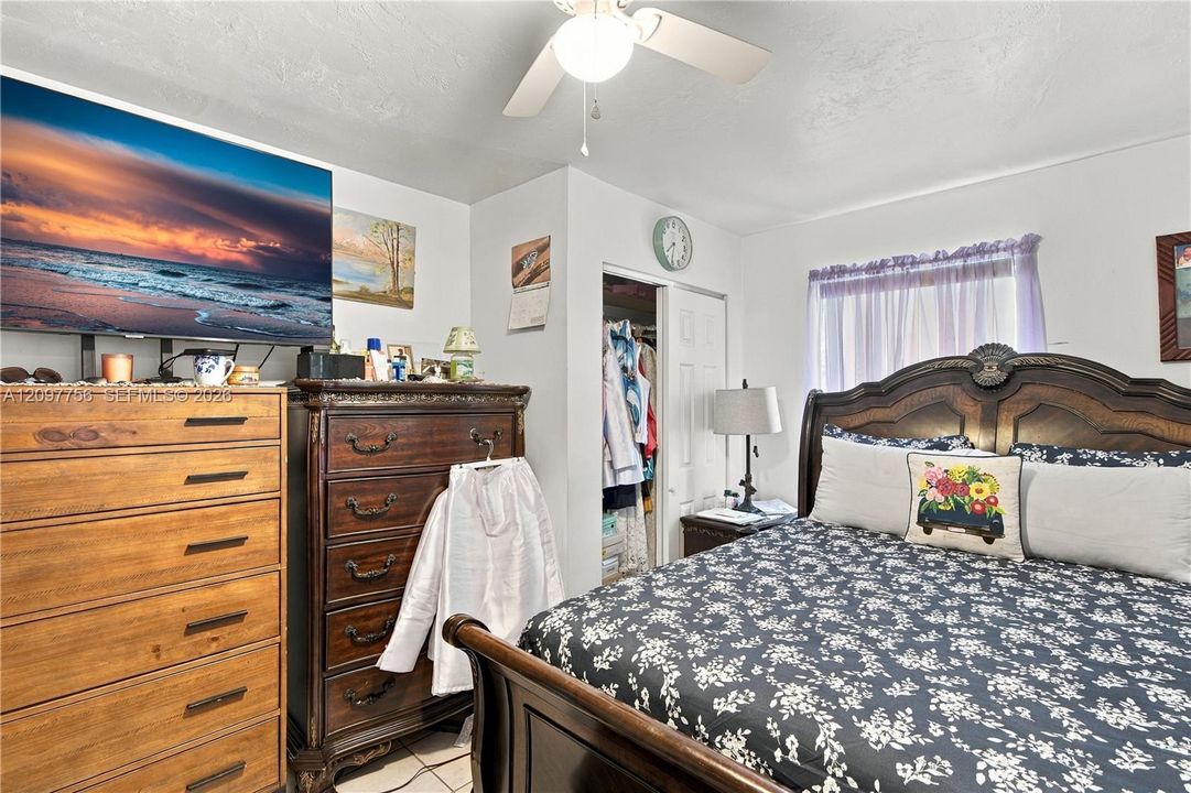 For Sale: $369,990 (3 beds, 2 baths, 1480 Square Feet)