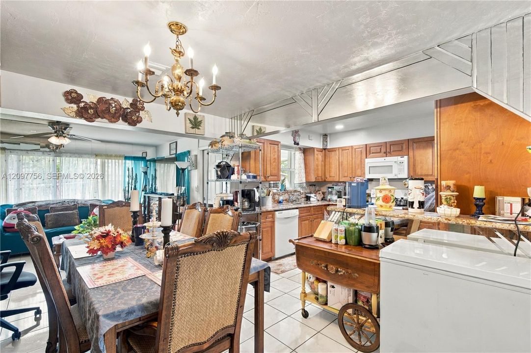 For Sale: $369,990 (3 beds, 2 baths, 1480 Square Feet)