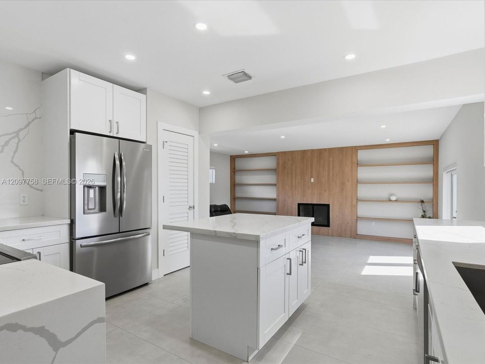For Sale: $899,900 (4 beds, 3 baths, 1849 Square Feet)