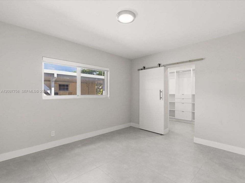 For Sale: $899,900 (4 beds, 3 baths, 1849 Square Feet)