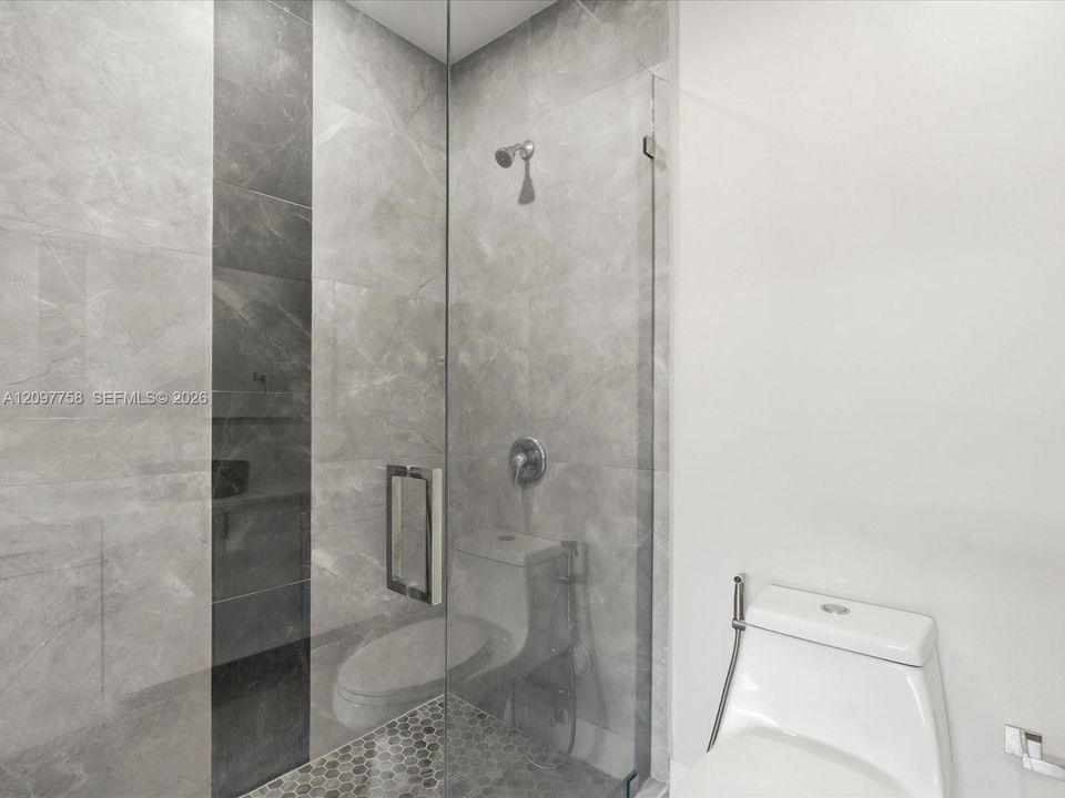 For Sale: $899,900 (4 beds, 3 baths, 1849 Square Feet)