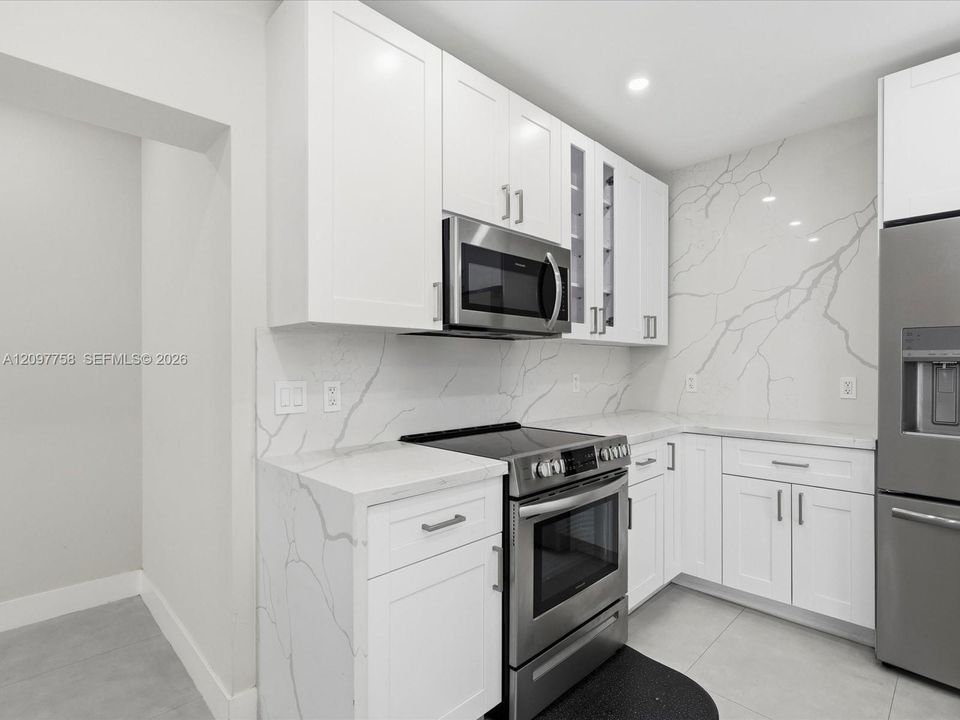 For Sale: $899,900 (4 beds, 3 baths, 1849 Square Feet)