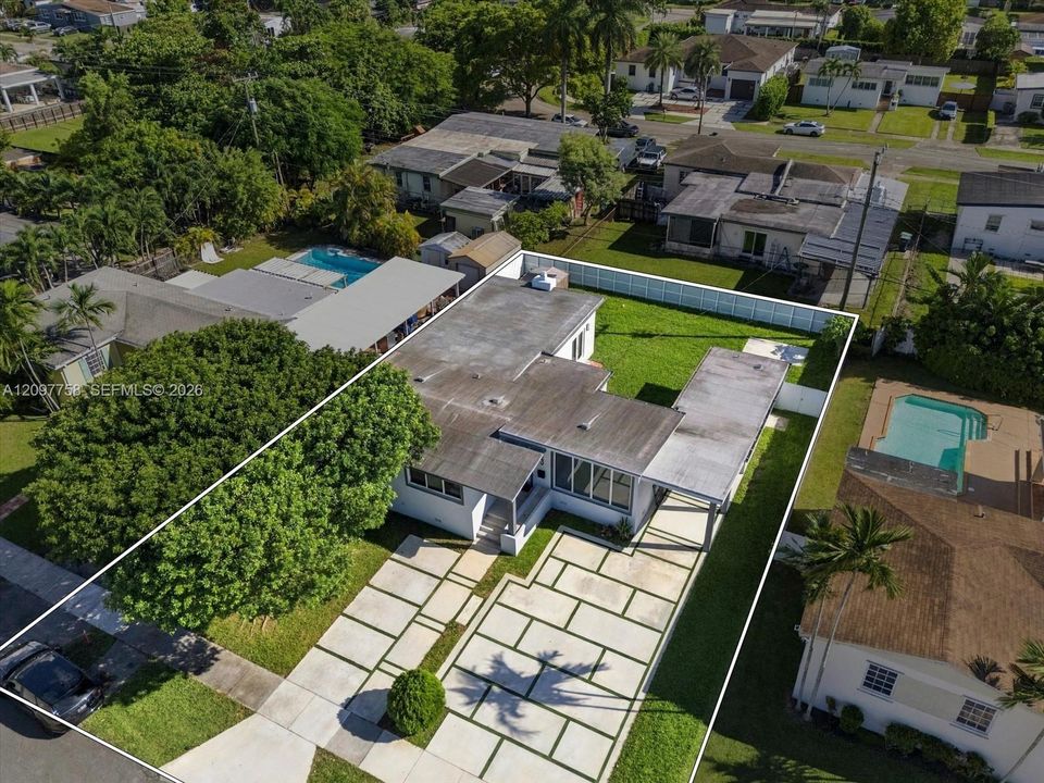 For Sale: $899,900 (4 beds, 3 baths, 1849 Square Feet)