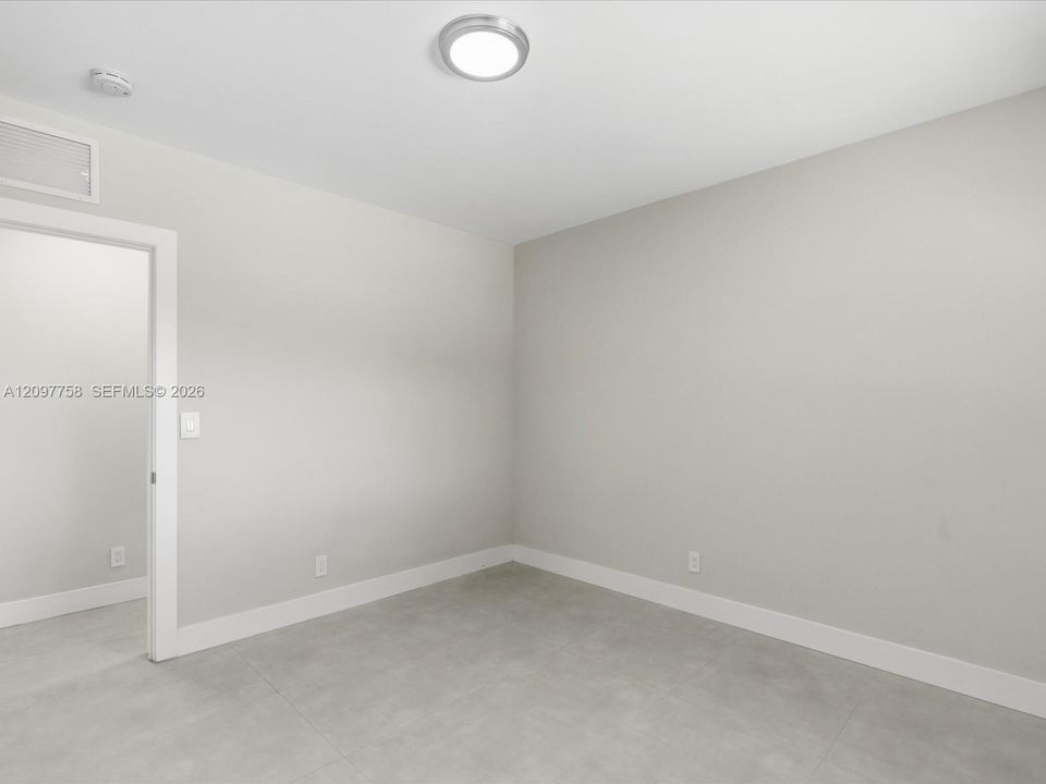 For Sale: $899,900 (4 beds, 3 baths, 1849 Square Feet)
