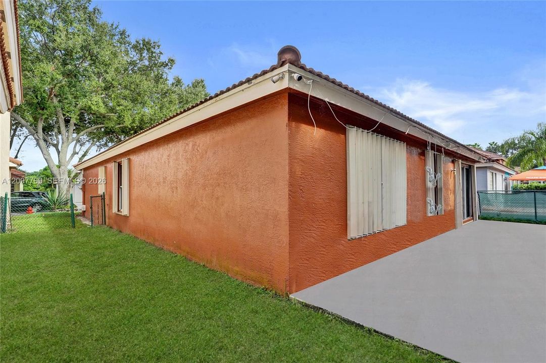 В аренду: $3,100 (3 спален, 2 ванн, 1576 Квадратных фут)