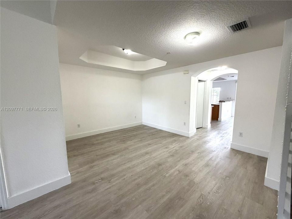 На продажу: $435,000 (3 спален, 2 ванн, 1613 Квадратных фут)
