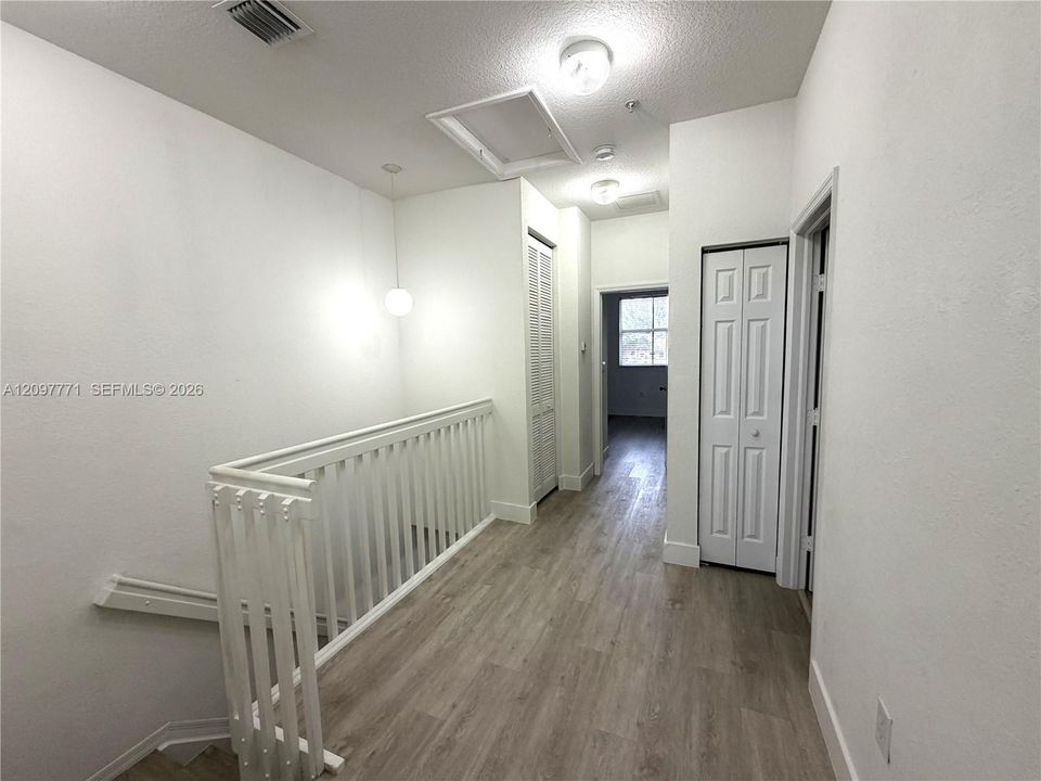На продажу: $435,000 (3 спален, 2 ванн, 1613 Квадратных фут)