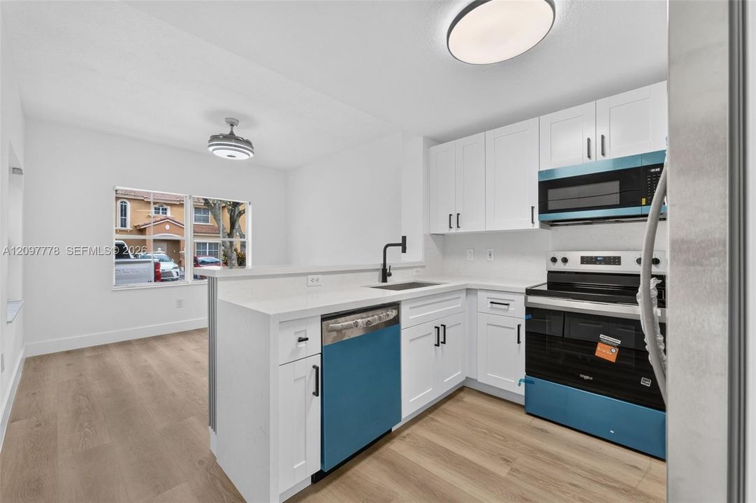 For Sale: $499,000 (3 beds, 2 baths, 1450 Square Feet)