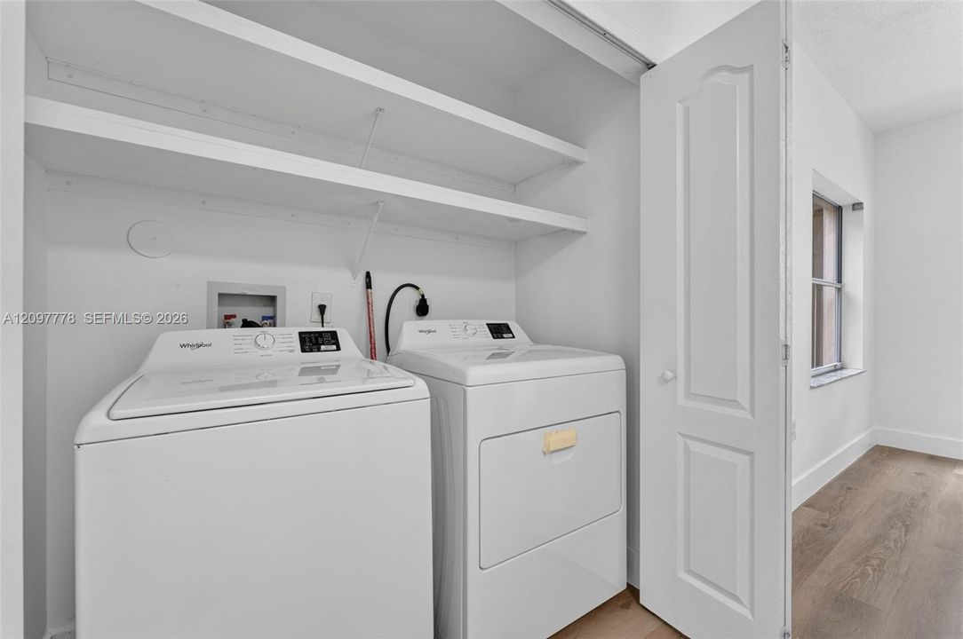 For Sale: $499,000 (3 beds, 2 baths, 1450 Square Feet)