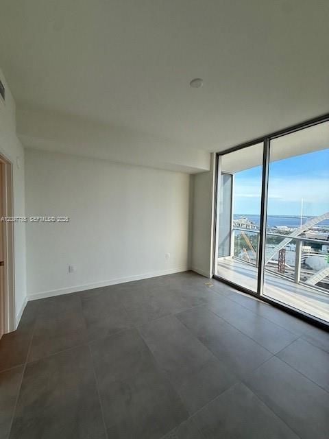 For Rent: $7,000 (2 beds, 2 baths, 1250 Square Feet)