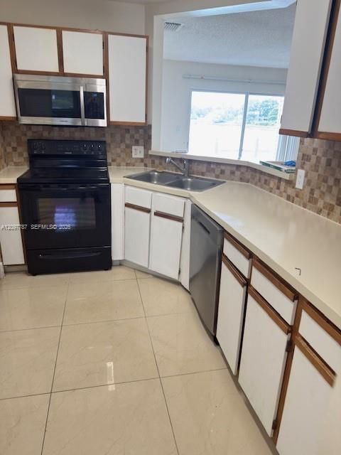 For Rent: $2,000 (2 beds, 2 baths, 1020 Square Feet)