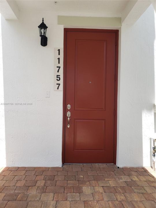 For Rent: $3,700 (3 beds, 3 baths, 1919 Square Feet)